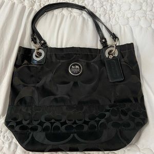 Practically new coach bag turquoise liner